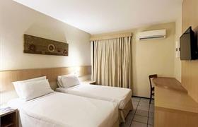 STANDARD - Duplo Solteiro (2 camas solteiro - vista cidade) do HOTEL DIOGO