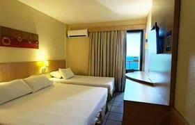 LUXO - Triplo (1 cama Casal + 1 cama Solteiro - vista parcial mar) do HOTEL DIOGO