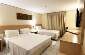 LUXO SUPERIOR - Triplo (1 cama Casal + 1 cama Solteiro - vista parcial mar) do HOTEL DIOGO