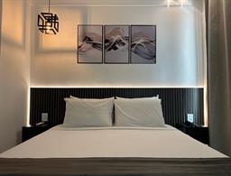 Status Elegance Hotel