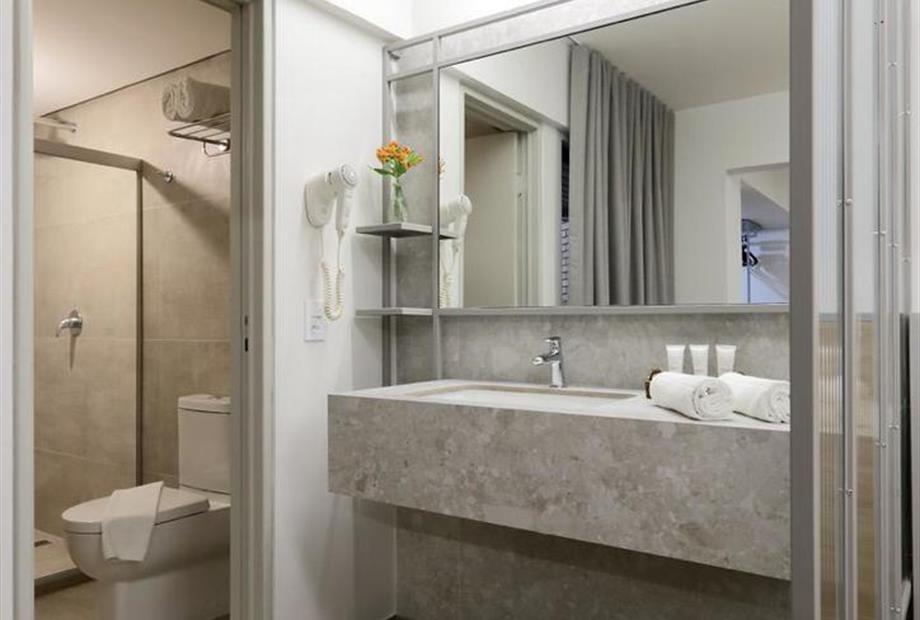 suite premium - banheiro.jpeg