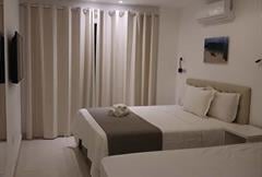 Quarto Triplo com Varanda de Frente