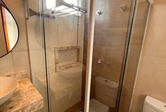 Quarto Triplo com Varanda Lateral