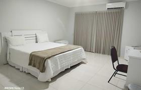 Quarto Casal/Individual Deluxe do Tradicional Plaza Hotel