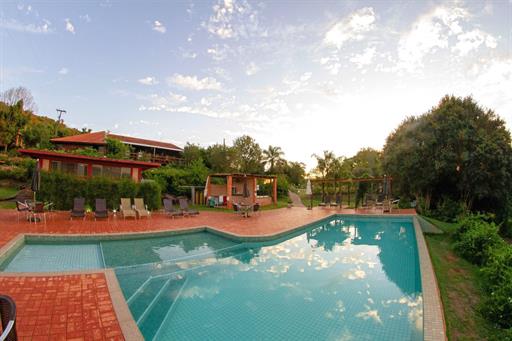 piscina hotel fazenda cascavel paraná toledo.jpg