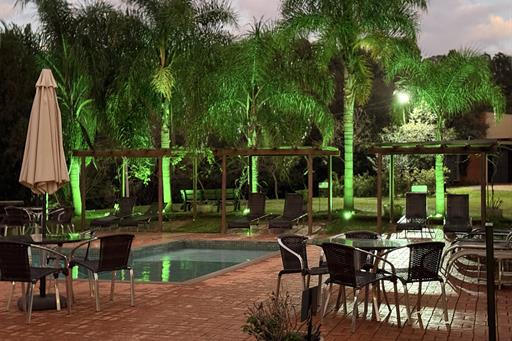 piscina hotel fazenda toledo cascavel paraná.jpg