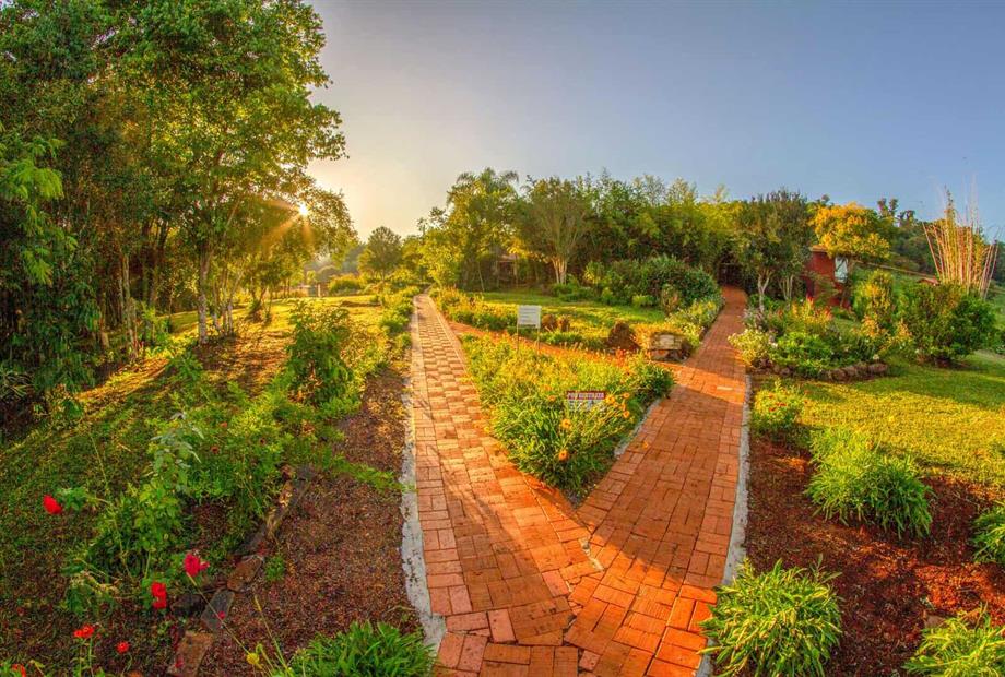 hotel fazenda vale alvorada - cascavel pr -.jpg