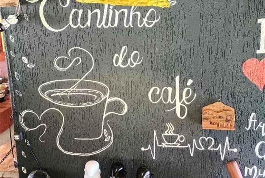 Quarto Quádruplo com Varanda-18.jpg