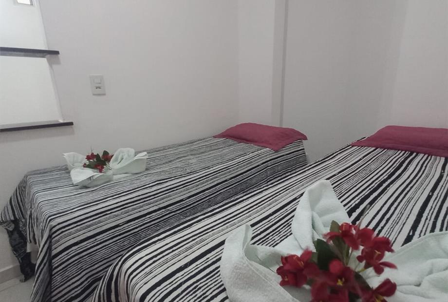 camas do quarto triplo com wc externo.jpeg