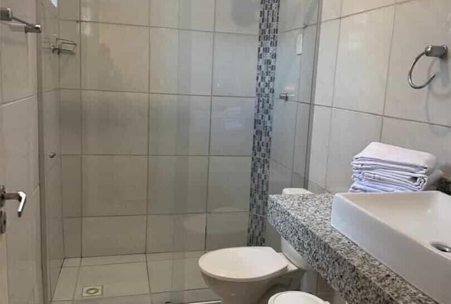 banheiro da suite superior 101.jpeg