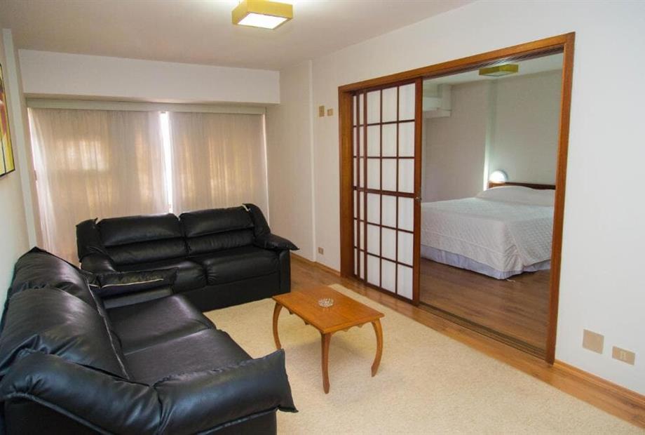 Suíte Luxo com Banheira de Hidromassagem-2.jpg