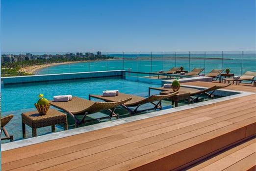 Piscina Roftop menor.jpg