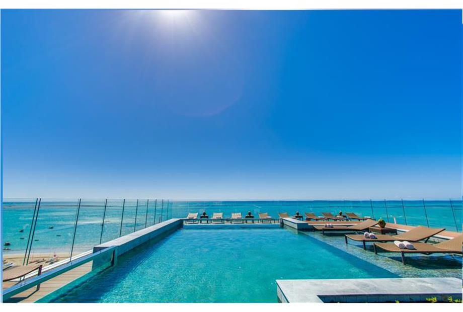 Pool longa menor.jpg