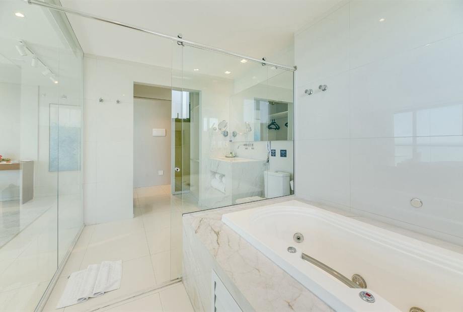 whatsapp image 2025-08-13 at 11.40.42.jpeg