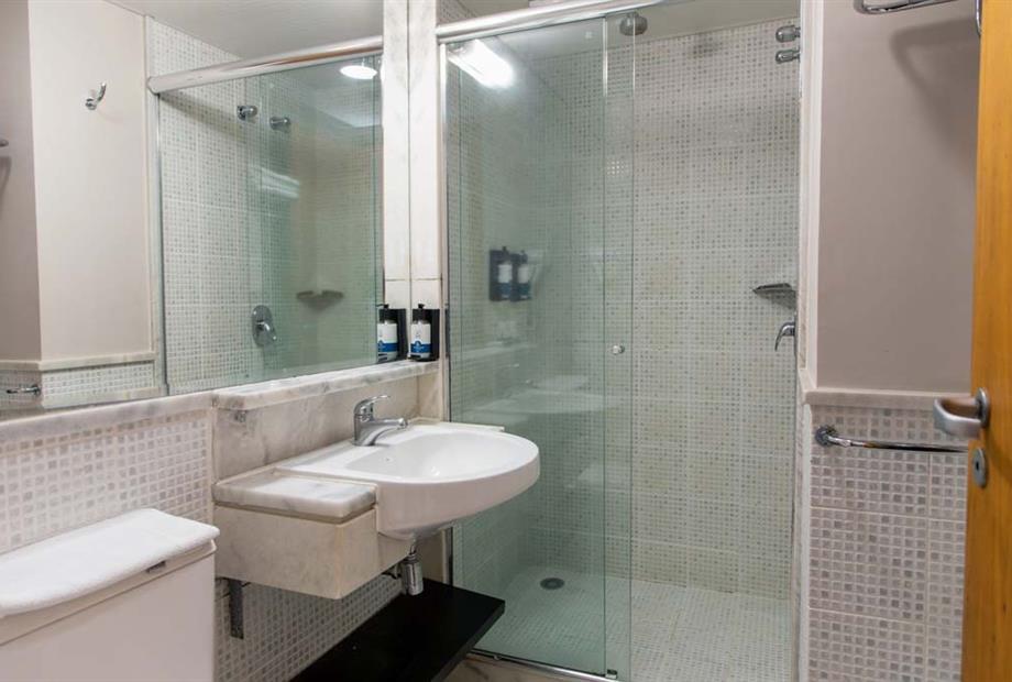 sect - luxo superior casal - banheiro (1).jpg