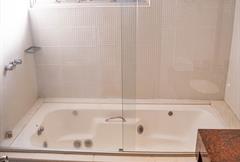 SUITE SUPERIOR EXECUTIVA STREAM COM HIDRO