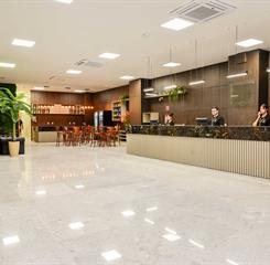 bristol marambaia - recepção.jpg