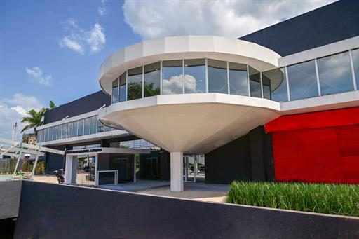 bristol marambaia - fachada.jpg