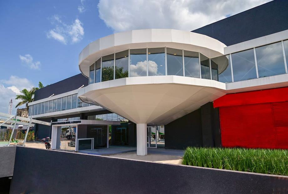 bristol marambaia - fachada.jpg