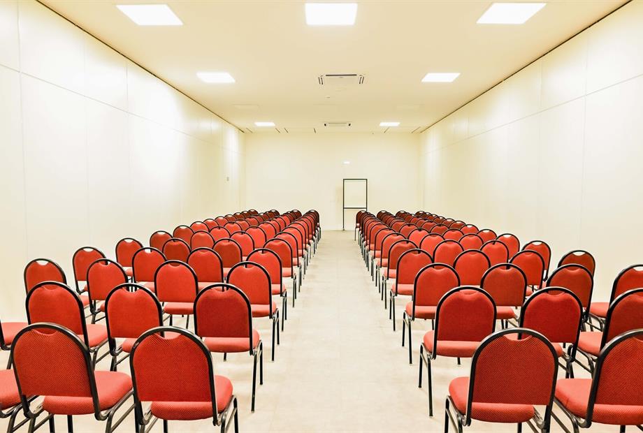 bristol marambaia -  sala de eventos2.jpg