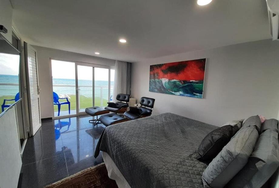 Suíte com Cama King-size e Vista do Mar-1.jpg