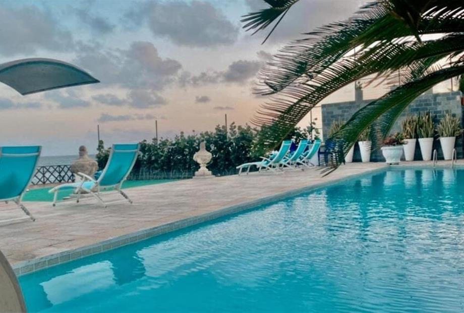 Suíte com Cama King-size e Vista do Mar-12.jpg