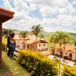 chale_terreo_13-300x300.jpg