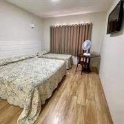 Quarto Triplo Standard