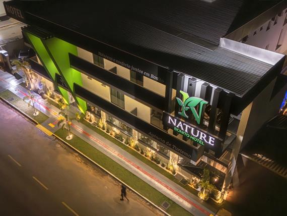 fachada moturna 2.jpg