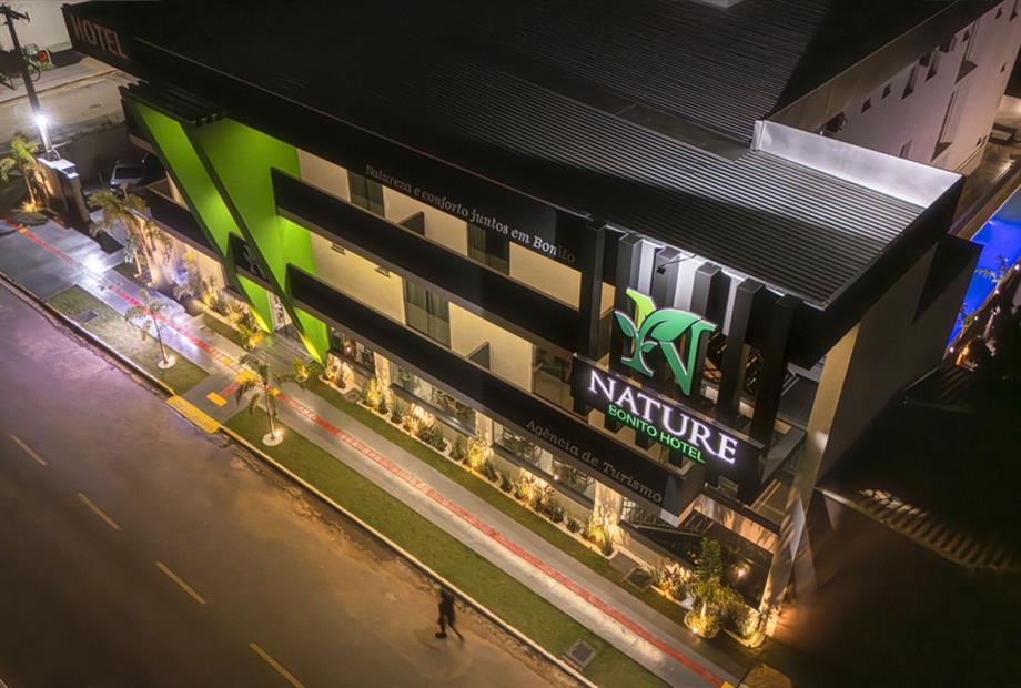 fachada moturna 2.jpg