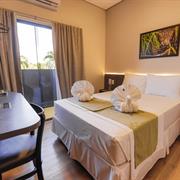 Apartamento Casal com Sacada