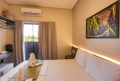 Apartamento Casal com Sacada