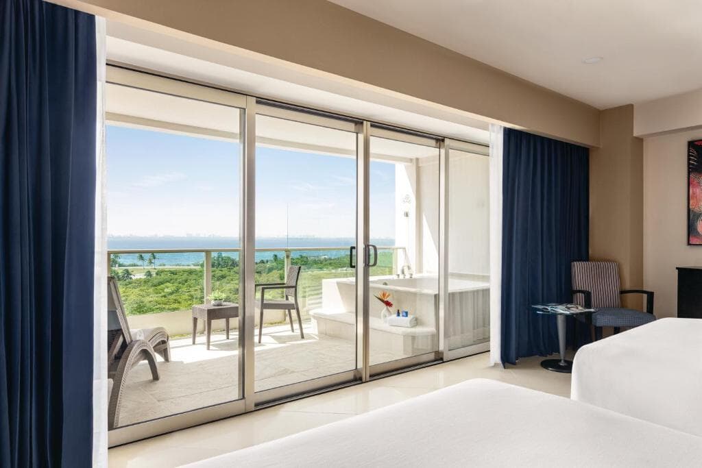 Deluxe Suite Double 1 - Suíte Sunset com 2 Camas de Casal-3.jpg