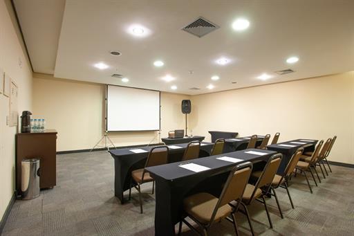 segr - sala paris (1).jpg