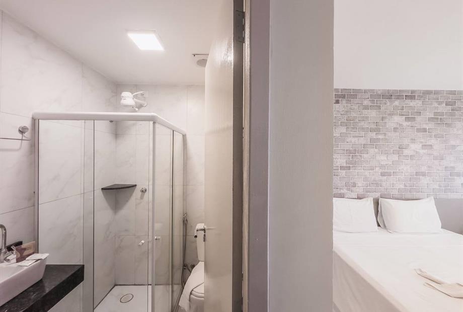 img_7645 grande.jpeg