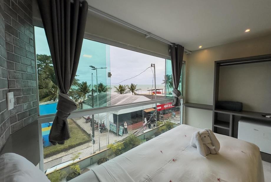 img_7625 grande.jpeg