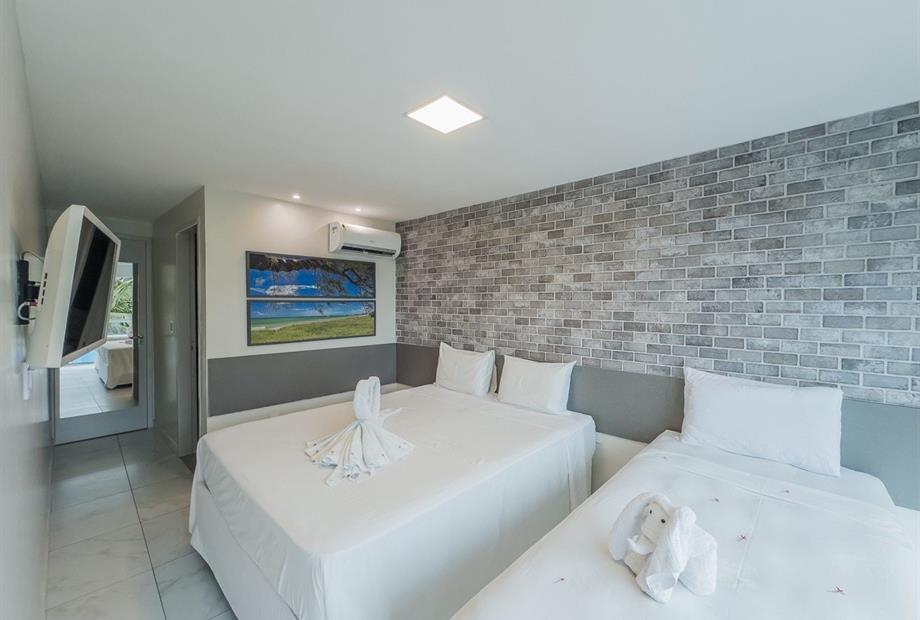 img_7588 grande.jpeg