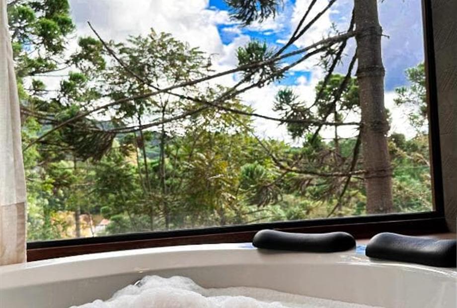 Quarto Duplo com Banheira de Hidromassagem-1.jpg