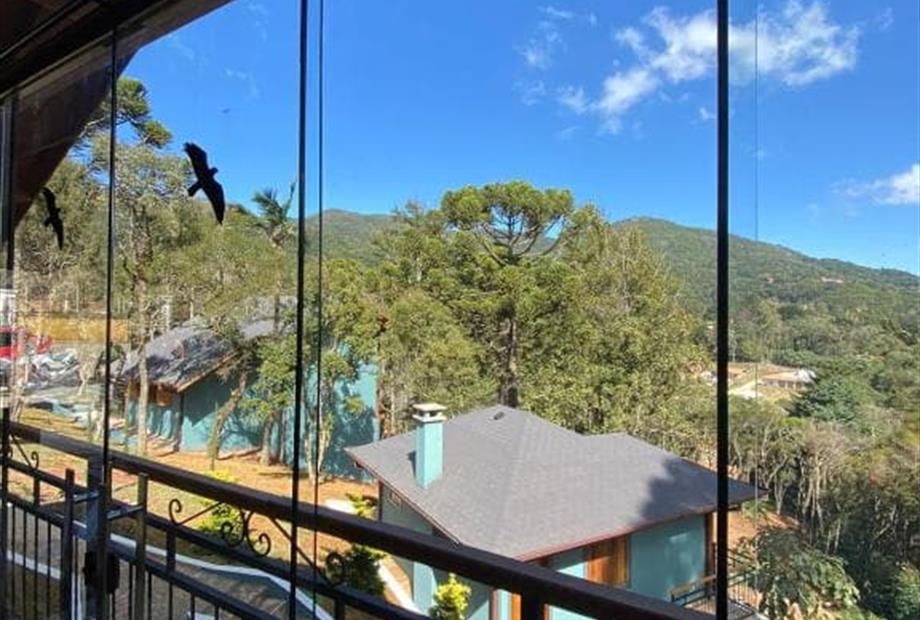 Quarto Duplo com Vista das Montanhas-2.jpg