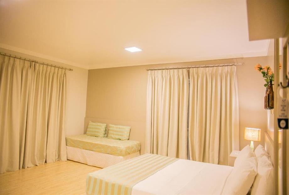 Suíte com Varanda-1.jpg