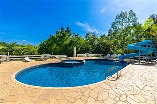 portal dos sonhos piscina com tobogã (5).jpg