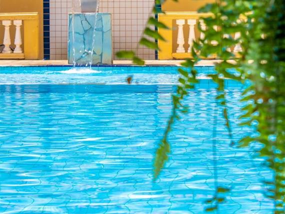 hotel fazenda portal dos sonhos piscina (2).jpg