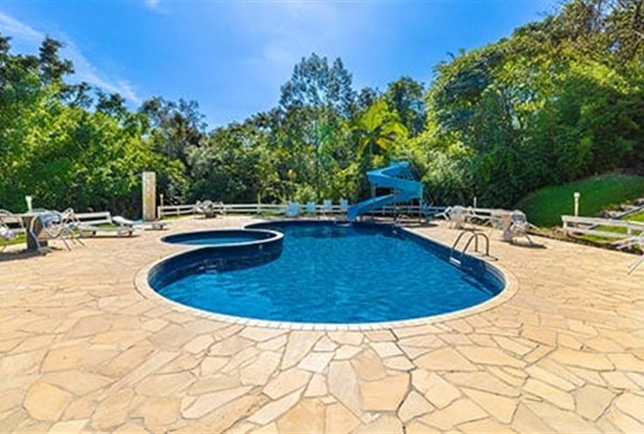 portal dos sonhos piscina com tobogã (4).jpg