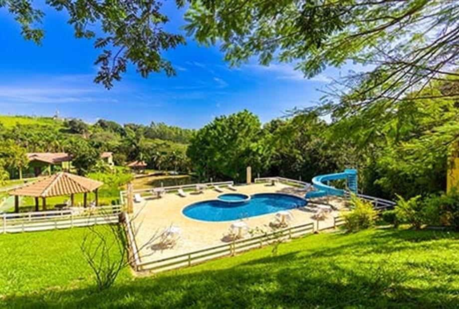 portal dos sonhos piscina com tobogã (2).jpg