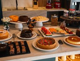 Mont Hermon Hotel Castro