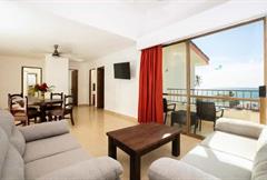 SUITE CONTEMPORANEA 2 RECAMARAS 1 CAMA KING SIZE 2 CAMAS 2 BAÑOS