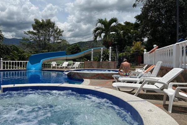 Foto 10 de VILLETA RESORT HOTEL