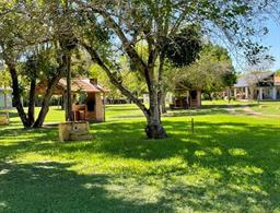Camping e Balneario Rio Formoso 