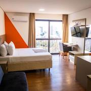 Standard Casal Queen com sofá cama