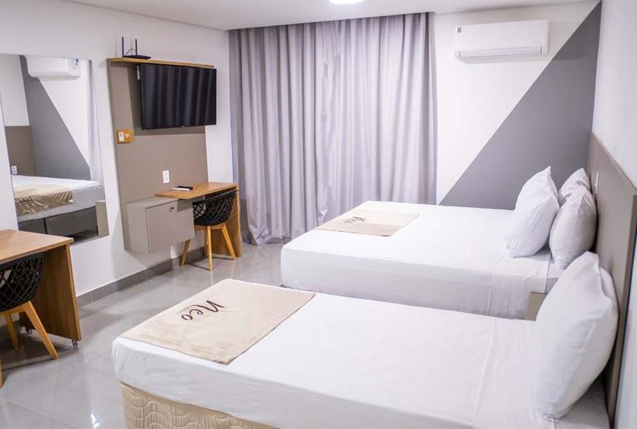 slsb - standard triplo queen com sofá-cama (2).jpg